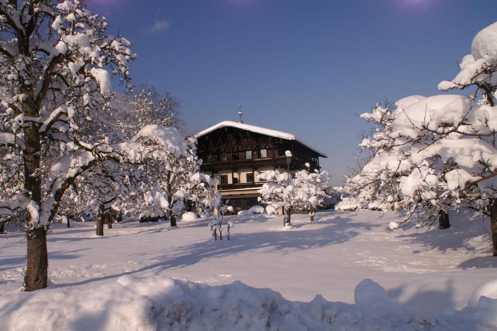 Alpenhof Landhotel Restaurant Oberaudorf Exterior photo